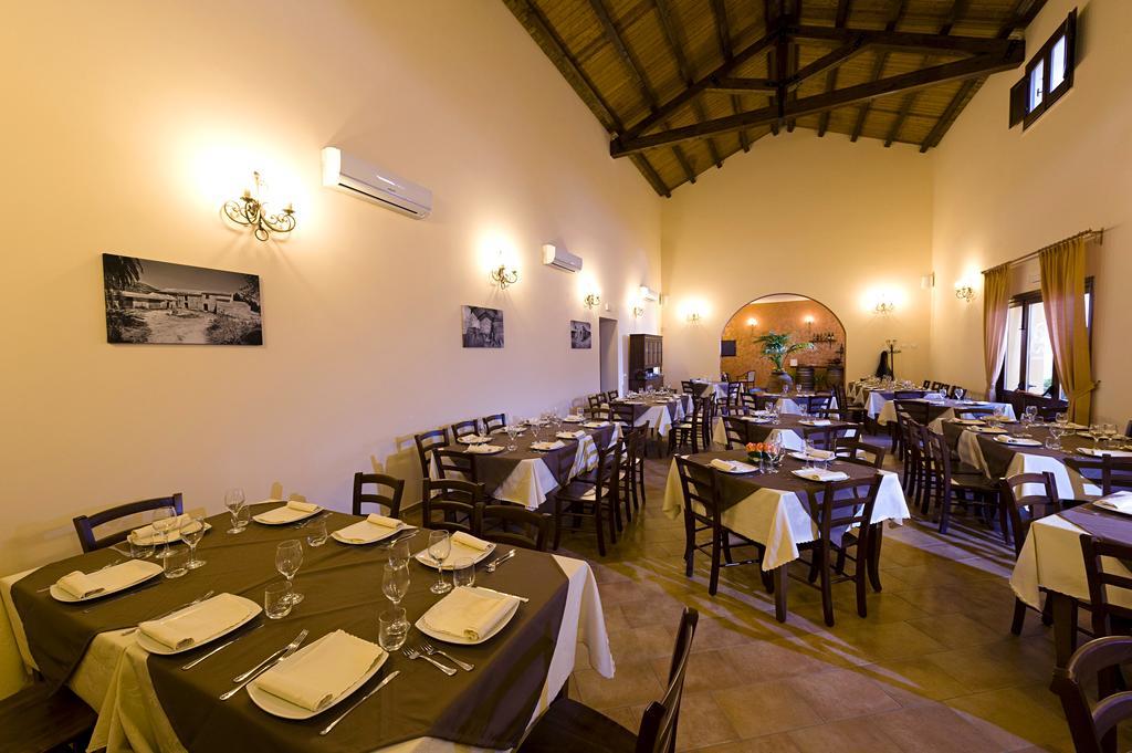 Villa Agriturismo Antichi Granai à Calatafimi-Segesta Extérieur photo