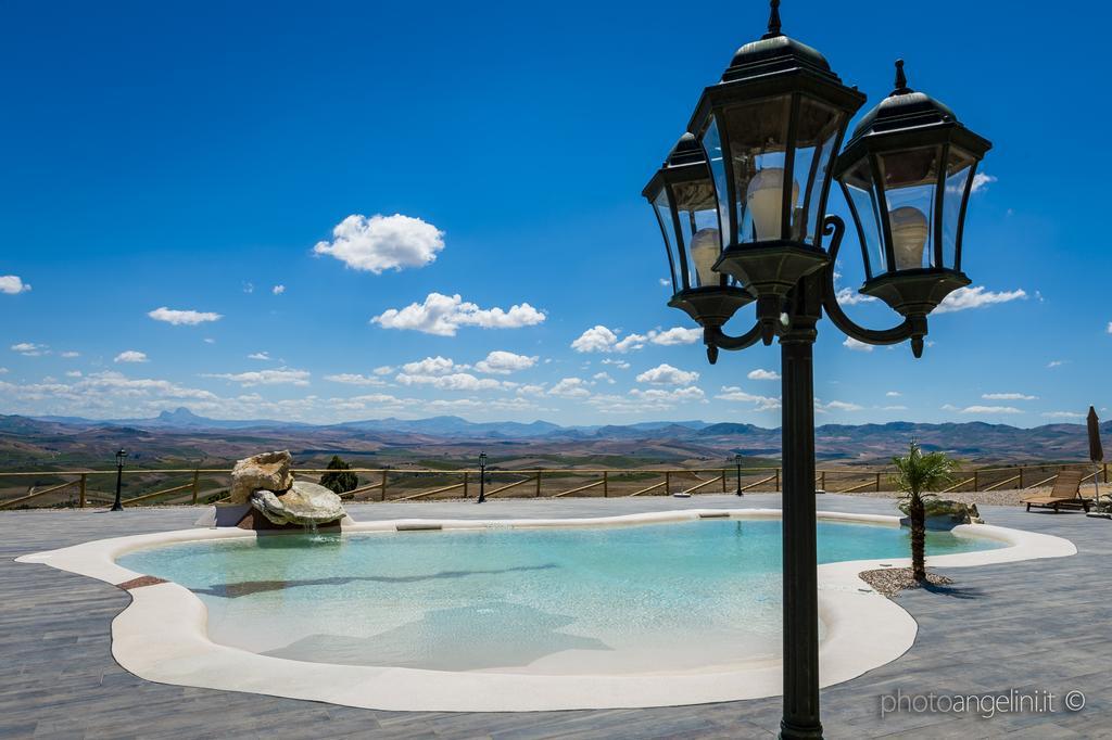 Villa Agriturismo Antichi Granai à Calatafimi-Segesta Extérieur photo