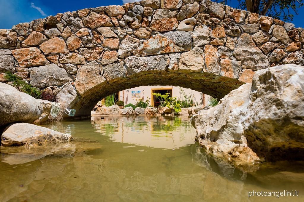 Villa Agriturismo Antichi Granai à Calatafimi-Segesta Extérieur photo